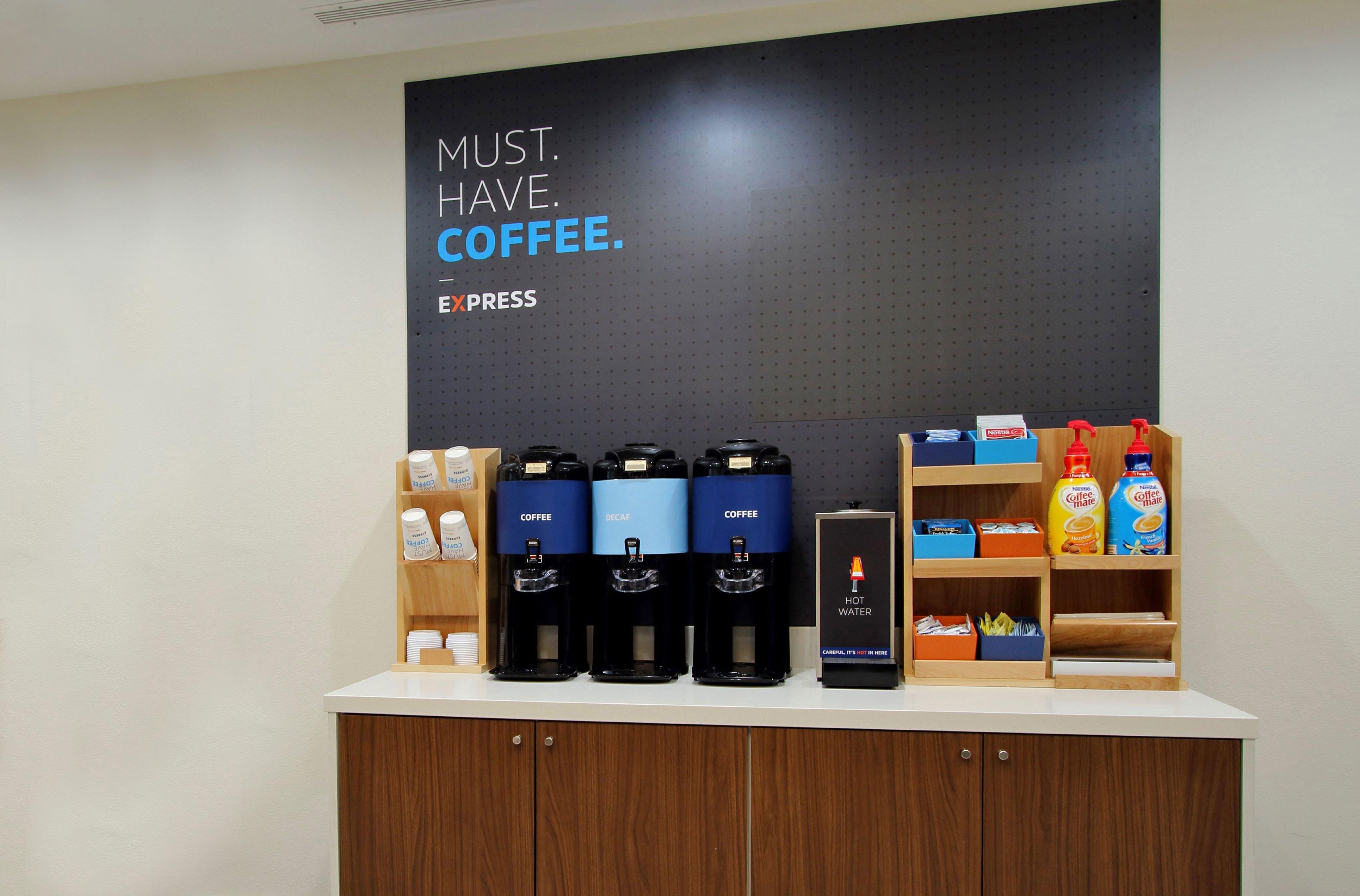 Holiday Inn Express Hotel & Suites Sanford By Ihg Екстериор снимка