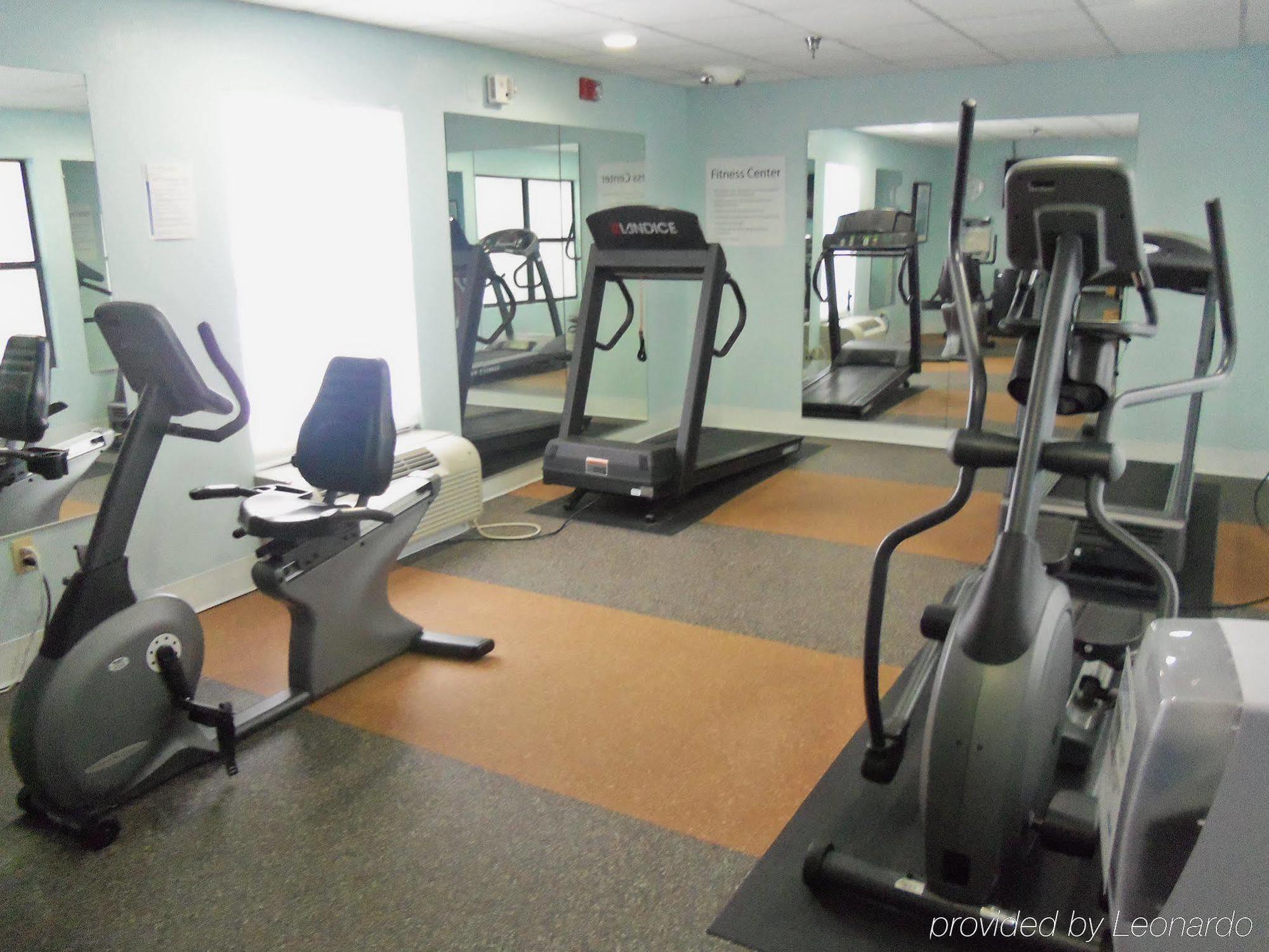 Holiday Inn Express Hotel & Suites Sanford By Ihg Екстериор снимка